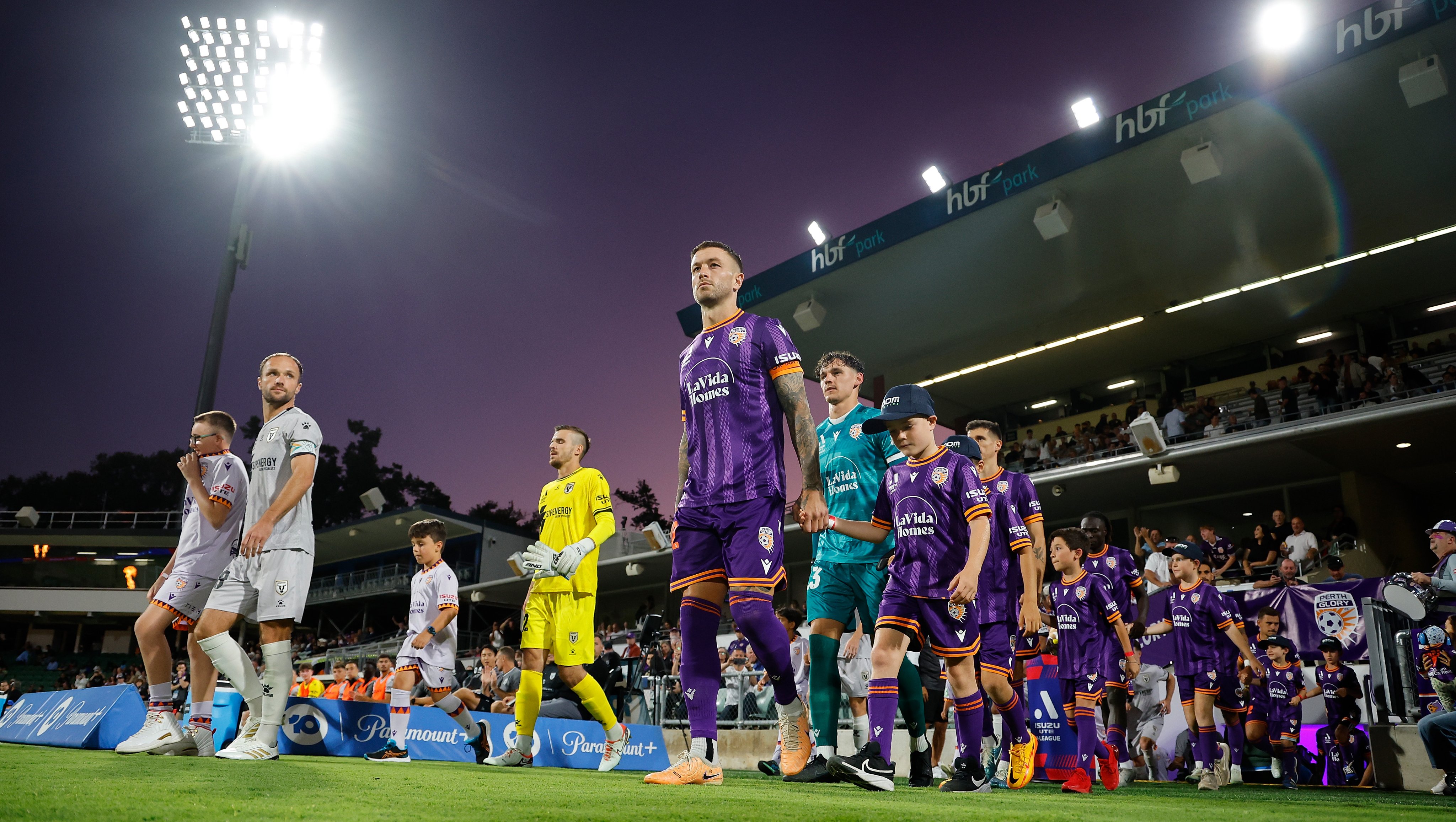 安格斯主场大胜图卢兹,取得近期首场胜利的简单介绍 安格斯主场大胜图卢兹,取得近期首场胜利的简单介绍