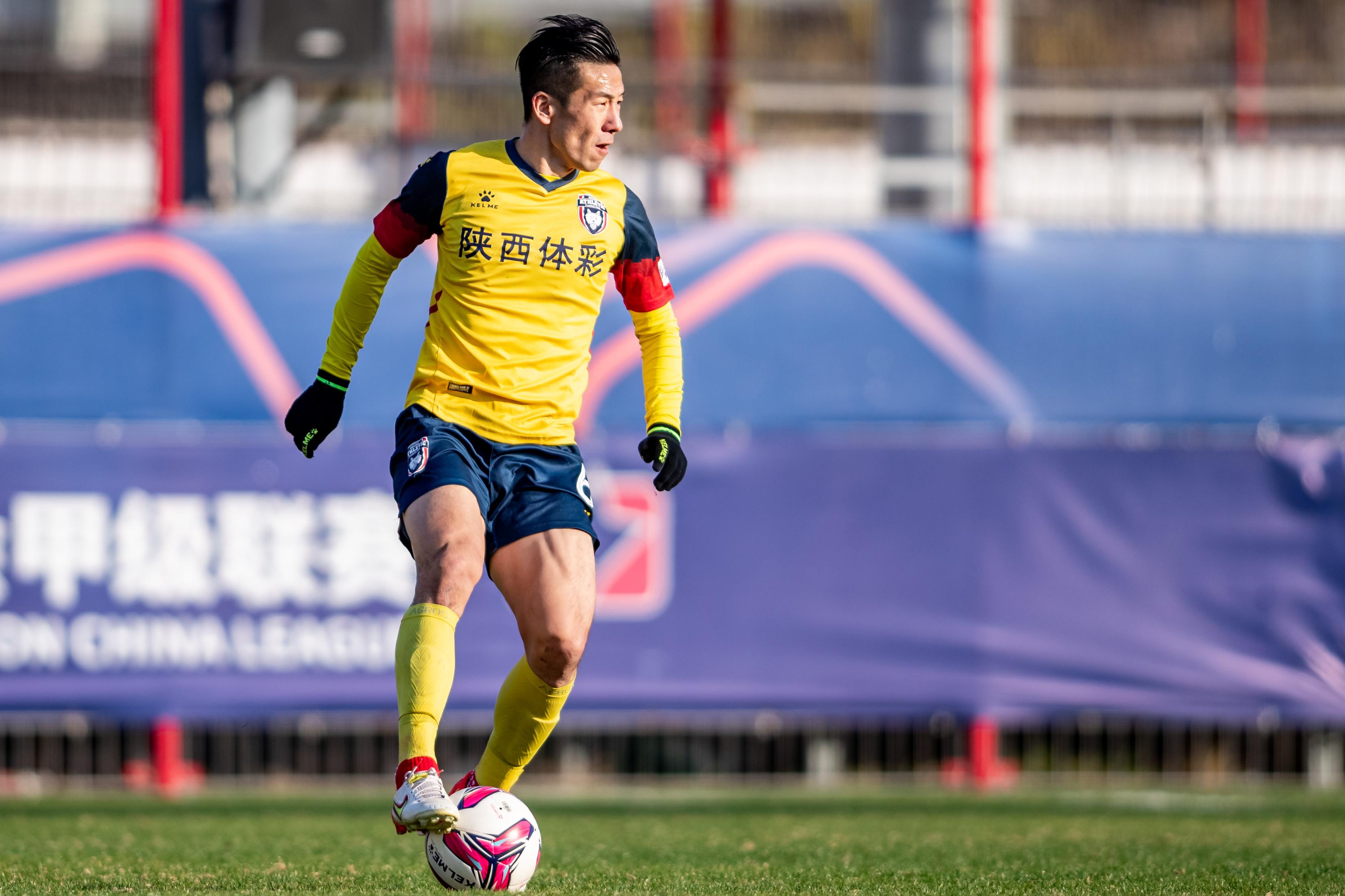 球队内部矛盾频发，大将宣布退出训练