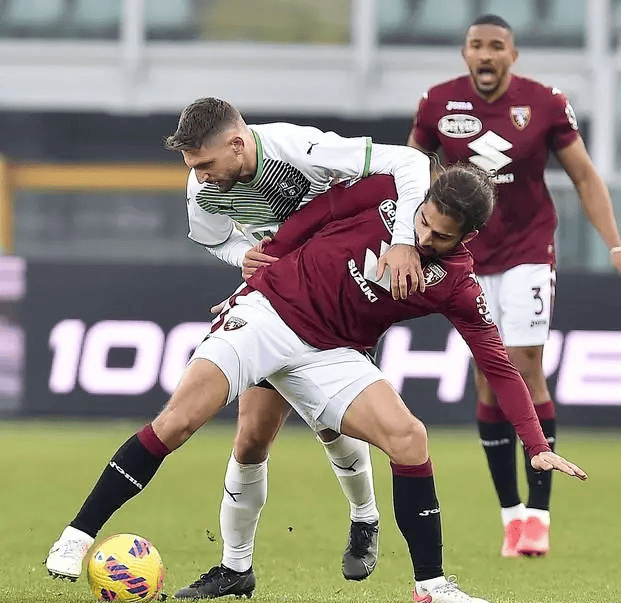 九游体育官方入口-都灵球队主场失利,战绩受到打击