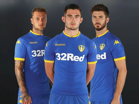 九游体育APP下载-利兹联后卫力争入选英格兰国家队