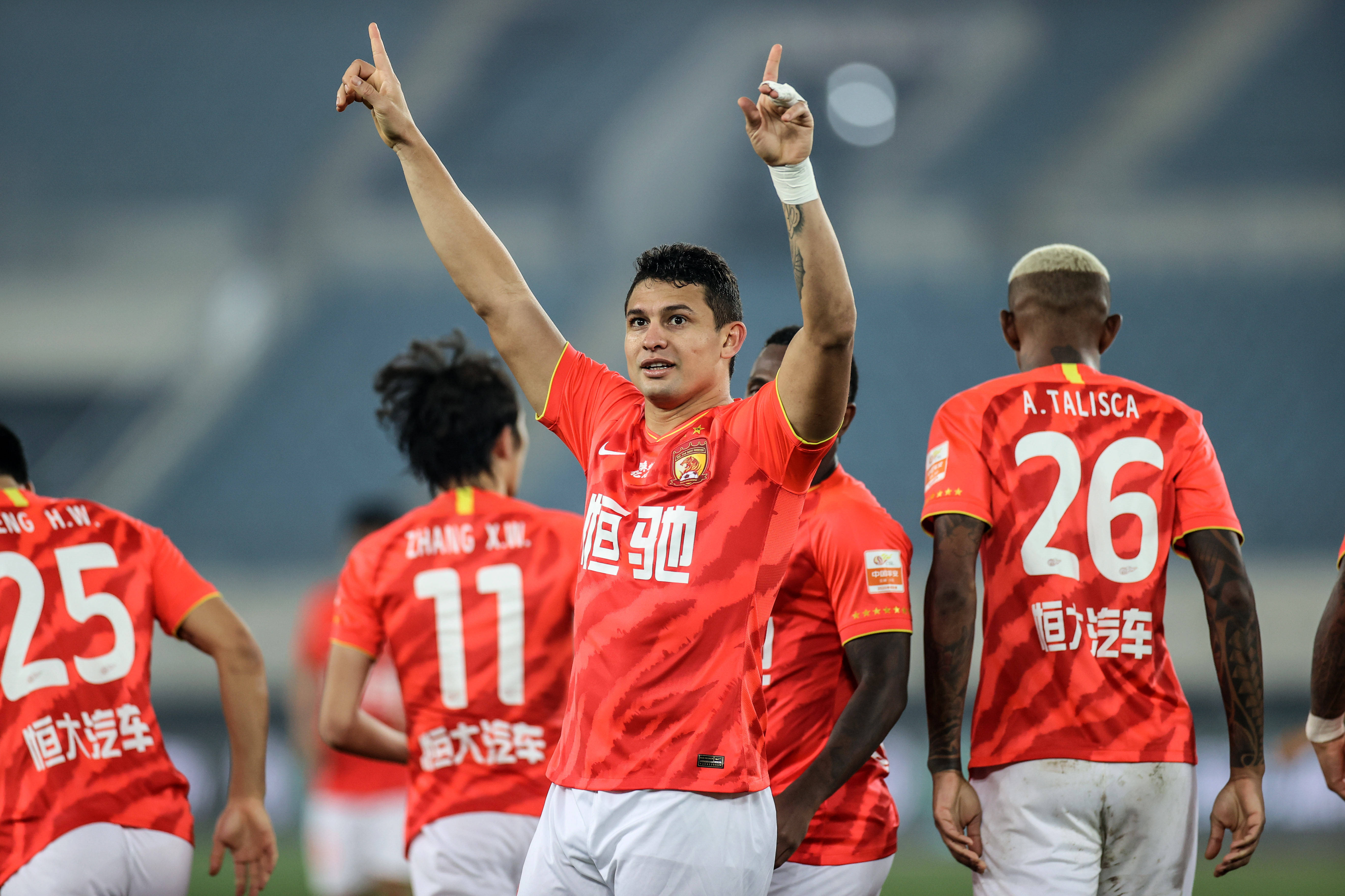 九游体育官方入口-法国乙级足球队邀请中国中超球员加盟