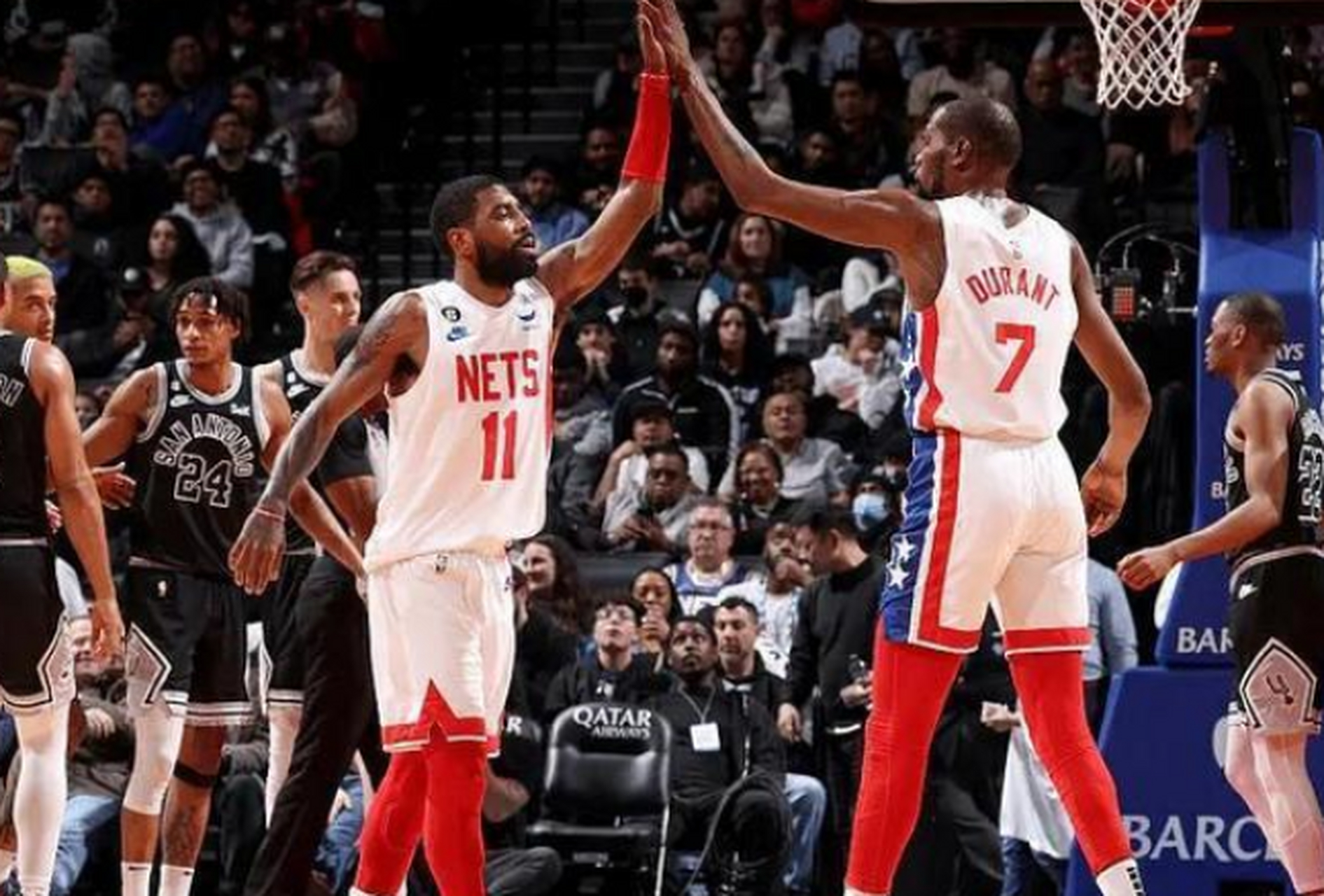 包含篮网队豪取两连胜,势不可挡的词条 包含篮网队豪取两连胜,势不可挡的词条