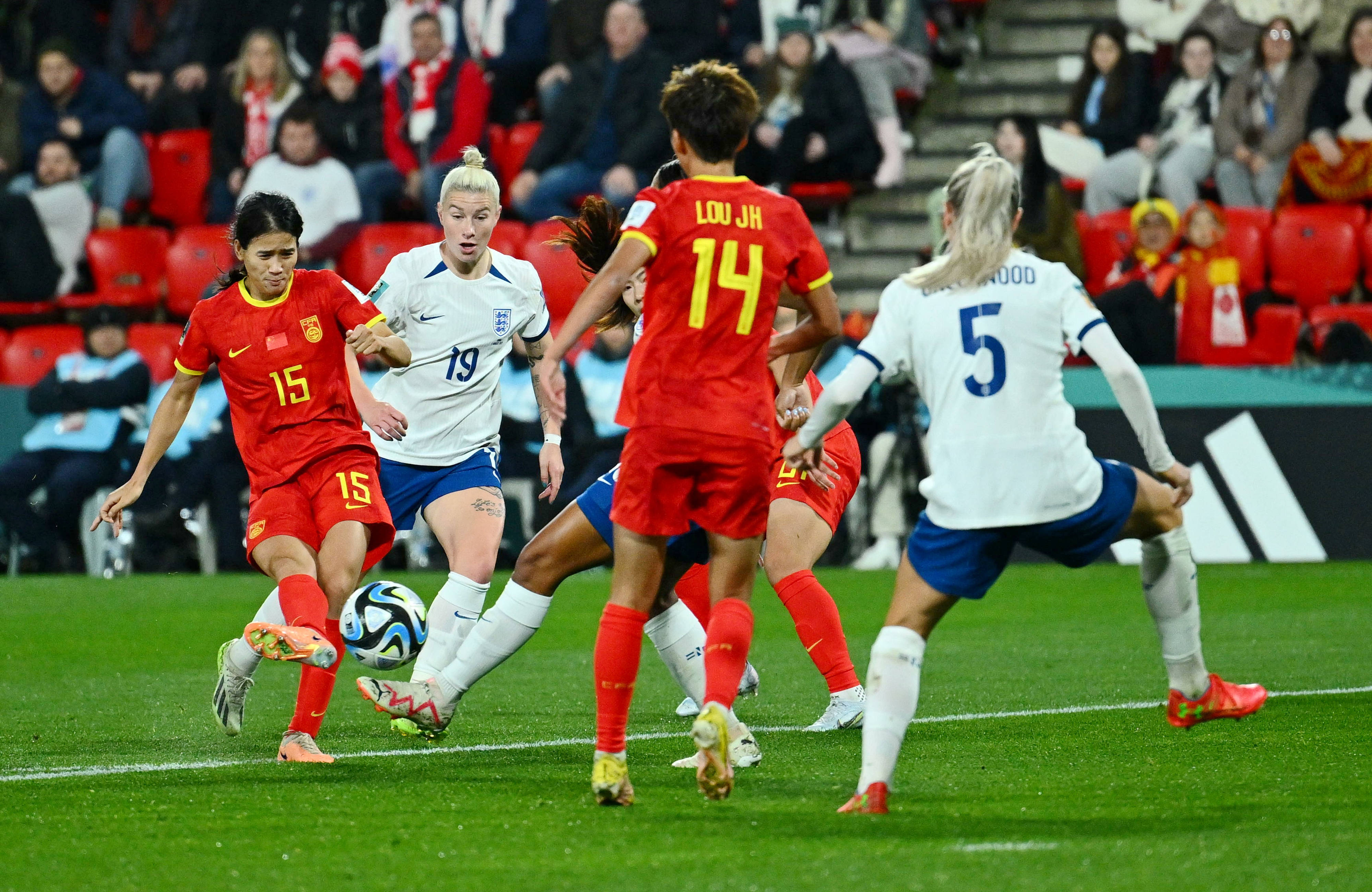 九游娱乐官方-女足新赛季揭幕开幕式精彩纷呈