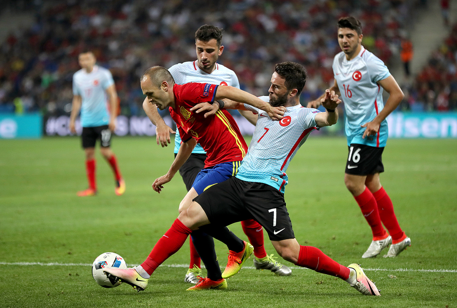 斯洛伐克逆袭成功,晋级欧洲杯资格赛四分之一决赛的简单介绍 斯洛伐克逆袭成功,晋级欧洲杯资格赛四分之一决赛的简单介绍