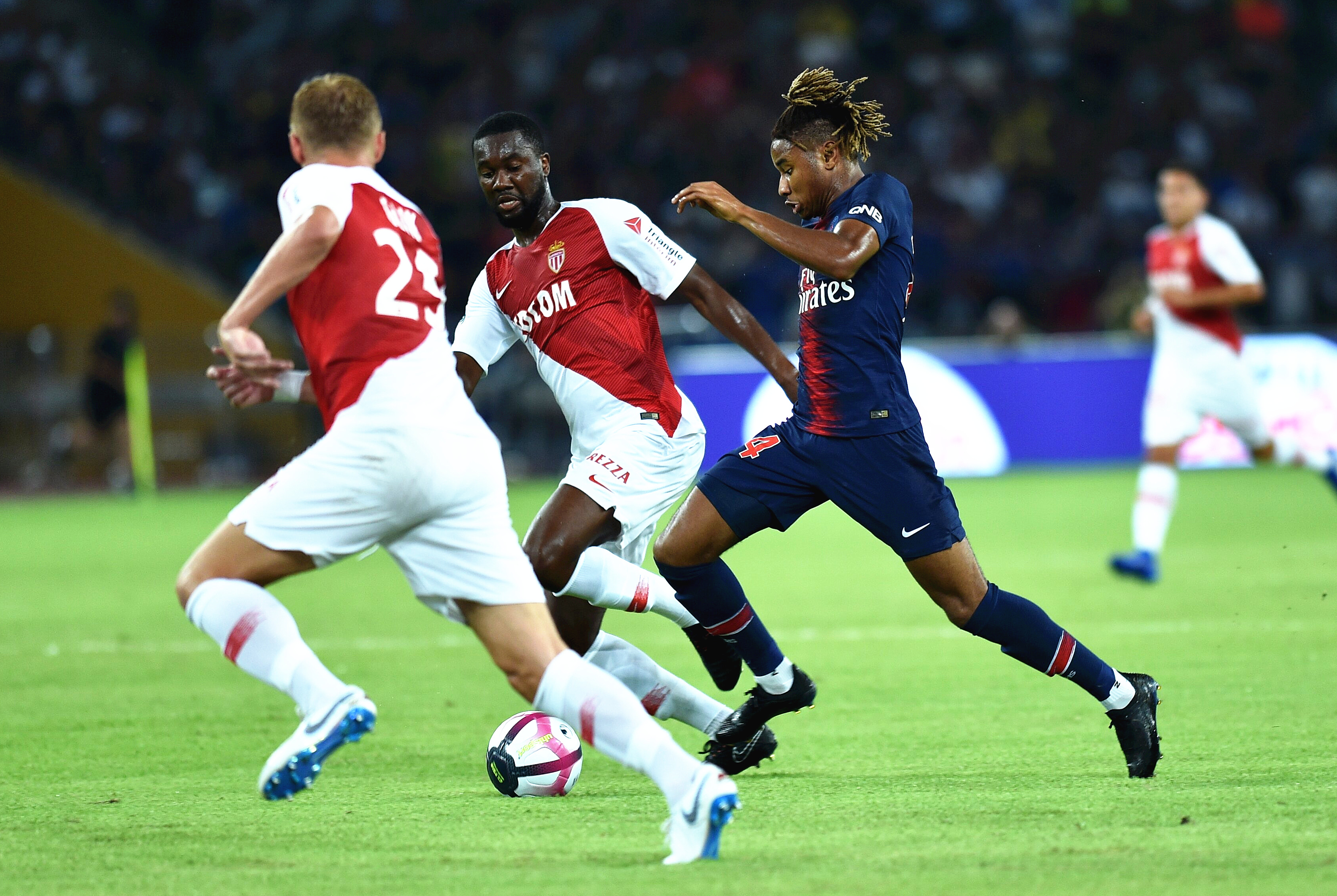 巴黎圣日耳曼大比分战胜波尔多 巴黎圣日耳曼大比分战胜波尔多