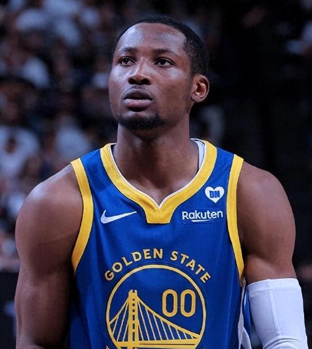 勇士主帅表态支持球队前景乐观