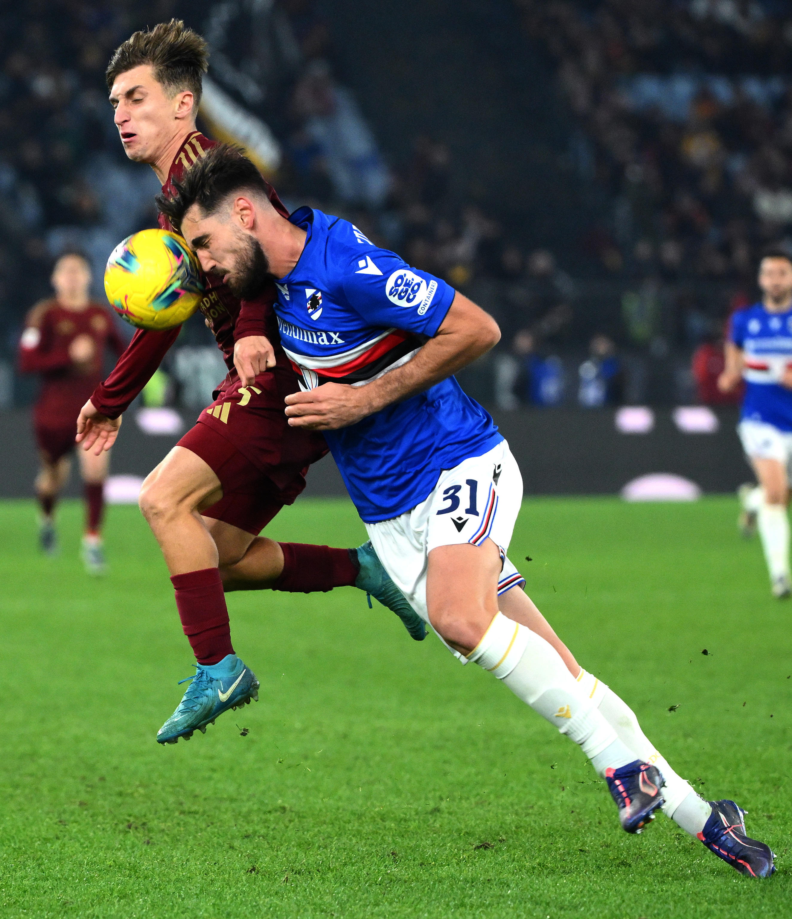 意大利联赛中一场备受关注的比赛 意大利联赛中一场备受关注的比赛