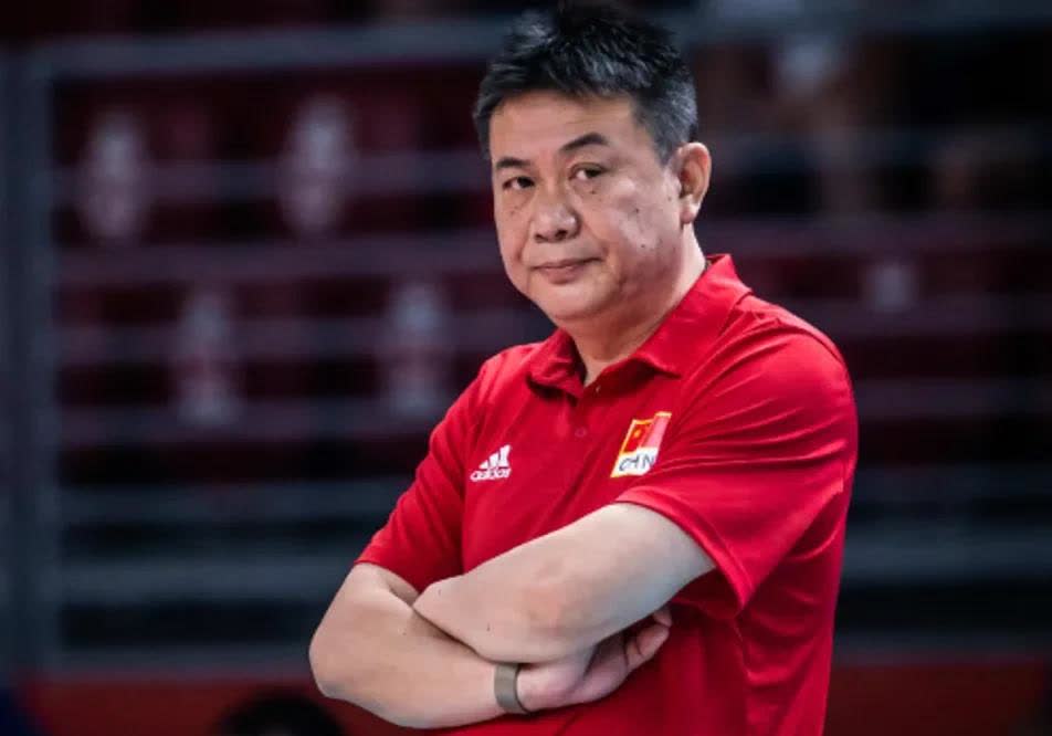 九游中国-某位老将球员在关键时刻挺身而出