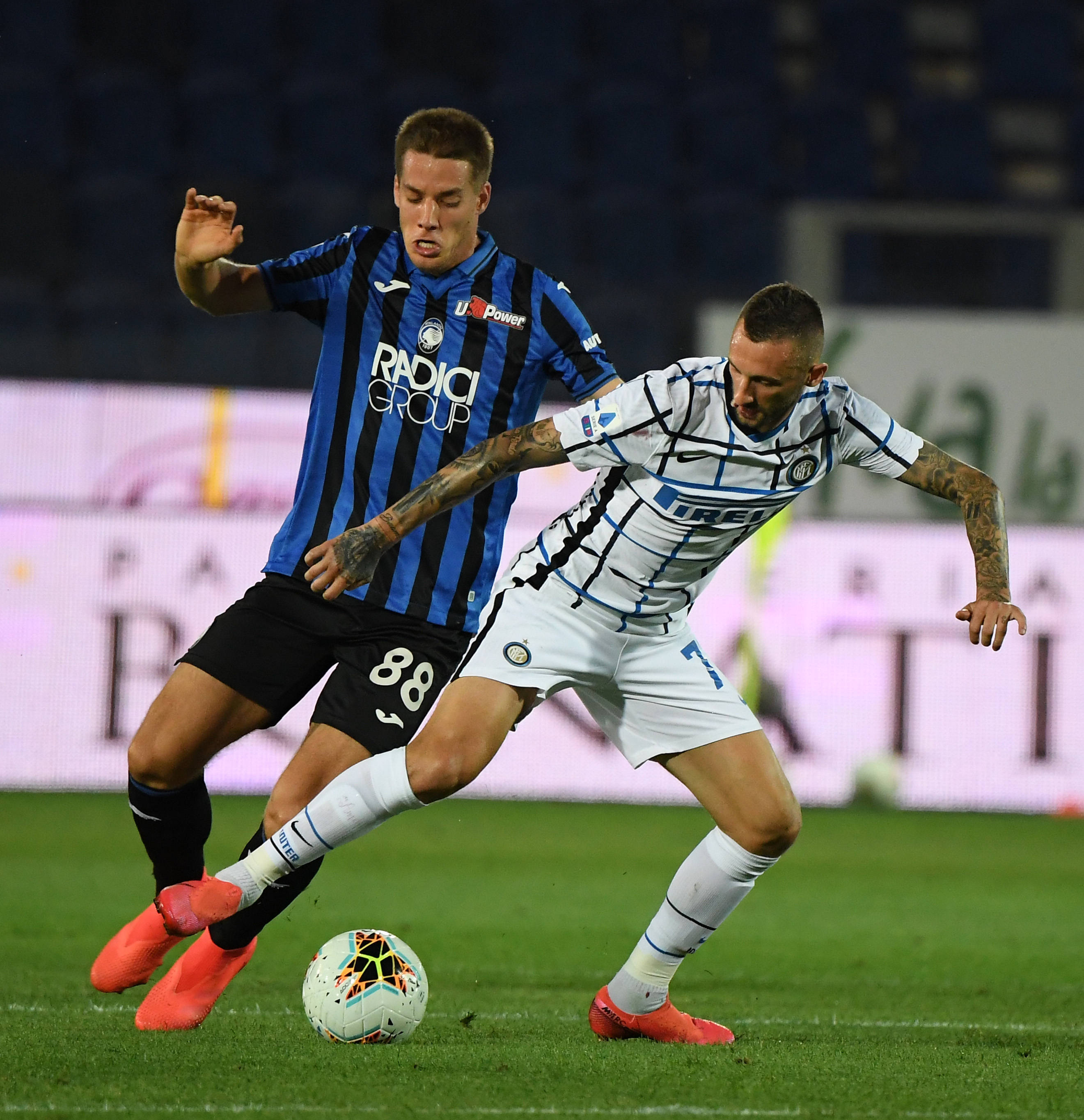 九游娱乐入口-国际米兰击败亚特兰大,豪取比赛决胜三分