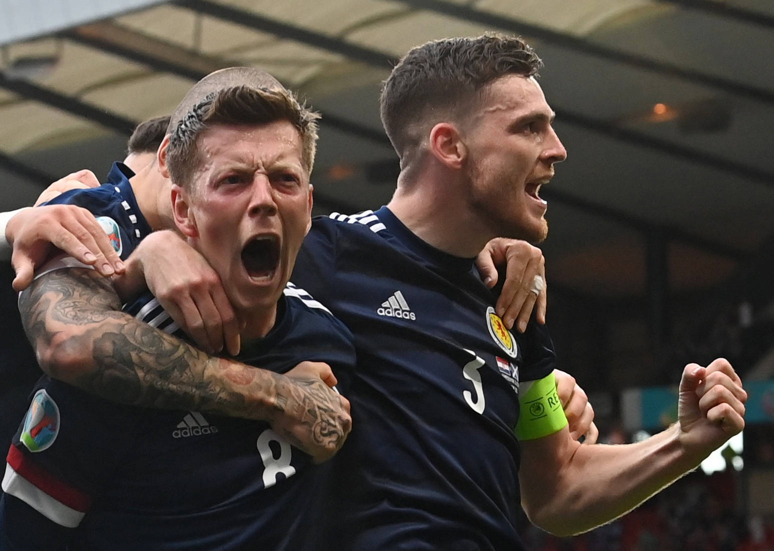 匈牙利队苦战胜利,实现突围 匈牙利队苦战胜利,实现突围