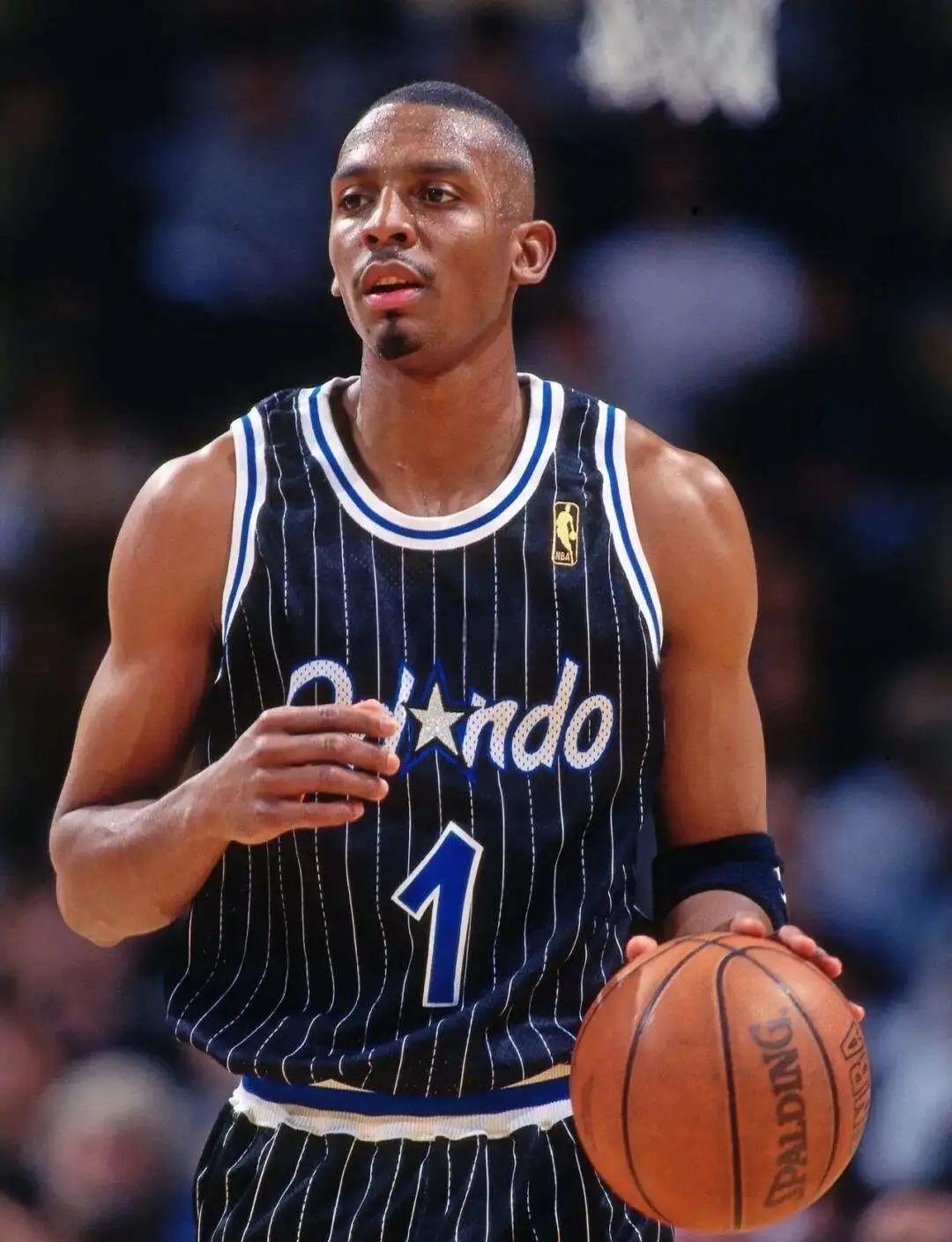 九游娱乐网站-NBA球员伤愈复出,球队备战状态好转