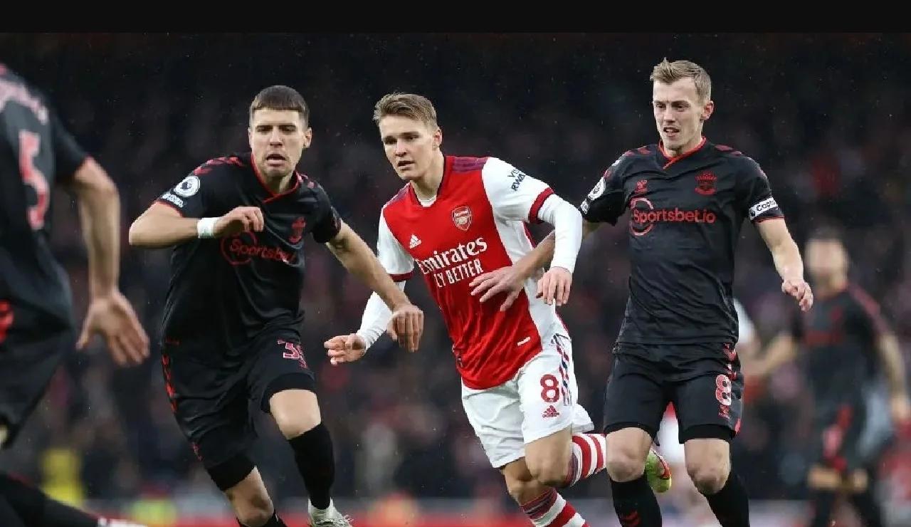 关于阿森纳客场战胜南安普顿,欧战资格稳固的信息 关于阿森纳客场战胜南安普顿,欧战资格稳固的信息