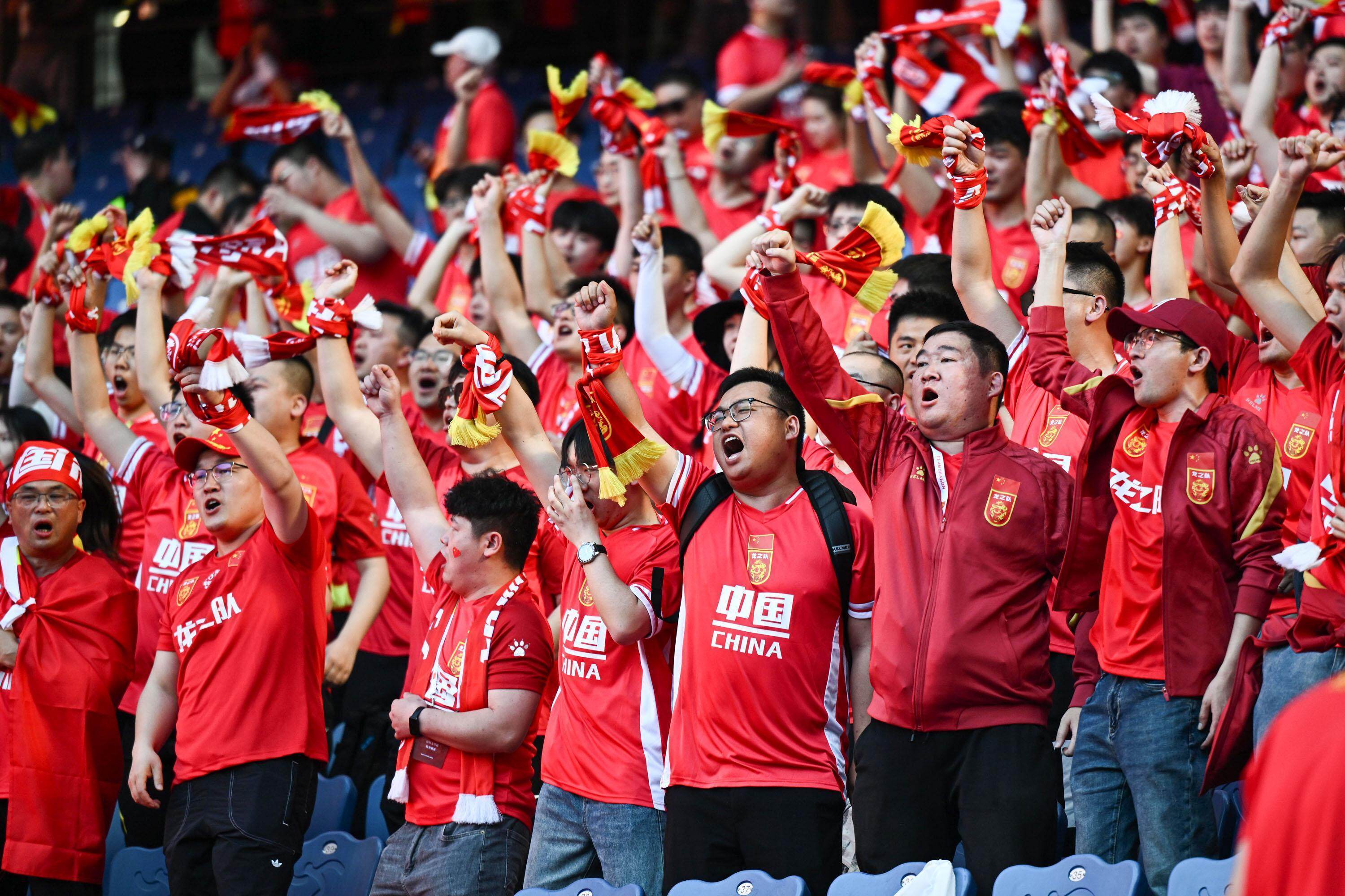 九游体育直播-国内足球热辣赛场竞技刺激脉搏跃动