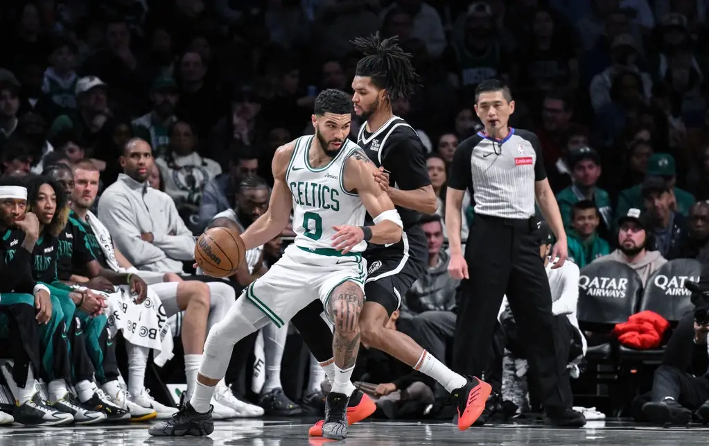 篮网队逆转凯尔特人成功晋级东部次轮