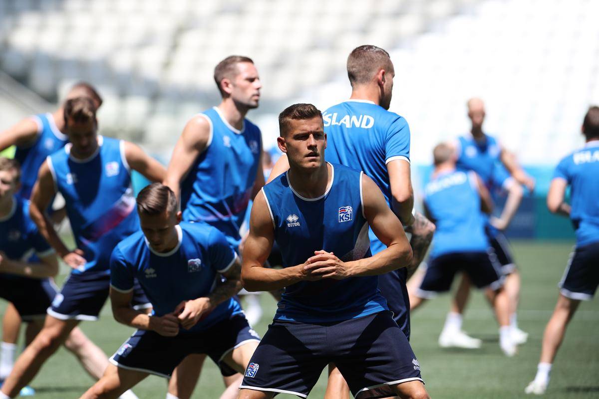 土耳其球队全力备战欧洲预选赛，面对冰岛