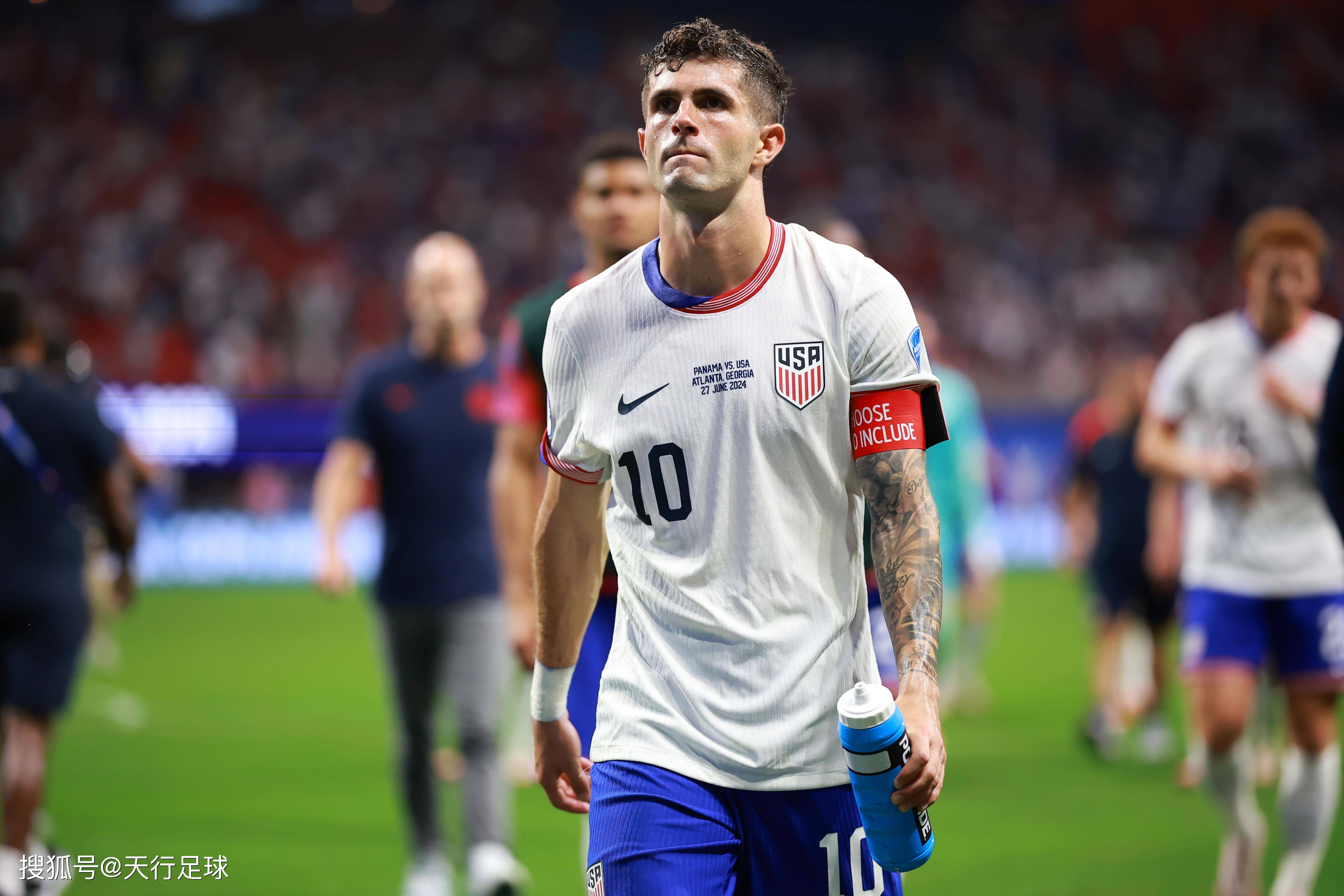 九游娱乐网页-美国代表队连续获胜，表现抢眼