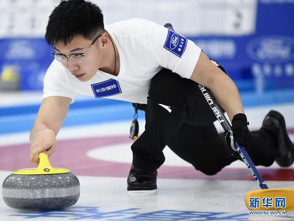 青海队在比赛中逐鹿中原，豪取胜利