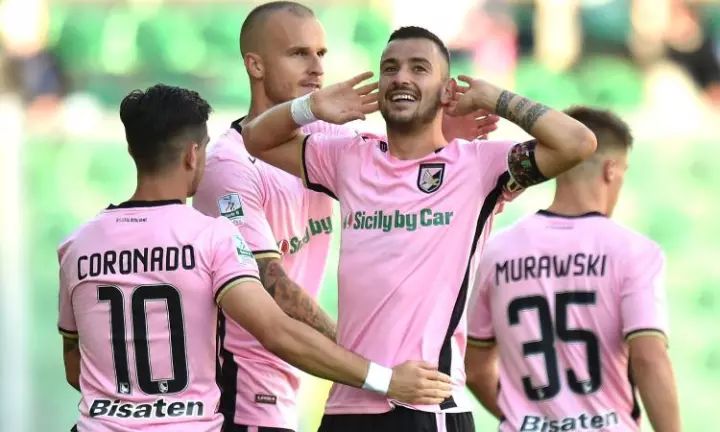 九游app下载-巴勒莫队遭遇连败，保级之路坎坷