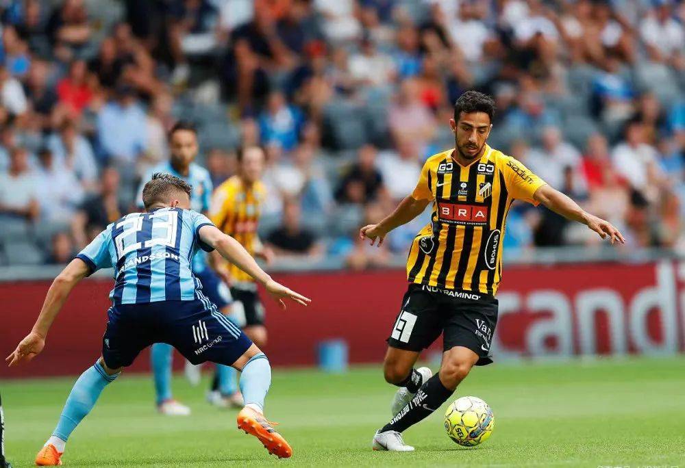 九游app下载-巴伦西亚联赛首胜,振奋球队士气