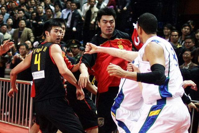 斯洛伐克男篮给予巴西队沉重打击 斯洛伐克男篮给予巴西队沉重打击