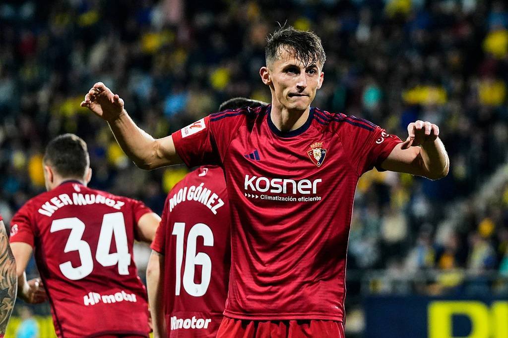 奥萨苏纳豪取主场胜利，保级前景一片光明的简单介绍