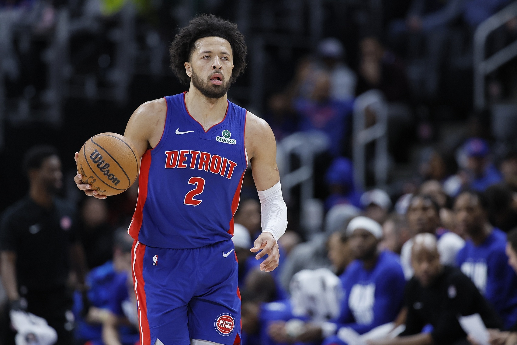 快船被活塞逆转,卢比奥连线戈贝尔稳住比赛的简单介绍 快船被活塞逆转,卢比奥连线戈贝尔稳住比赛的简单介绍