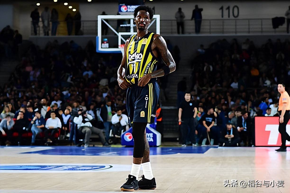 九游娱乐首页-太阳新援表现出色,球队士气高涨迎接季后赛