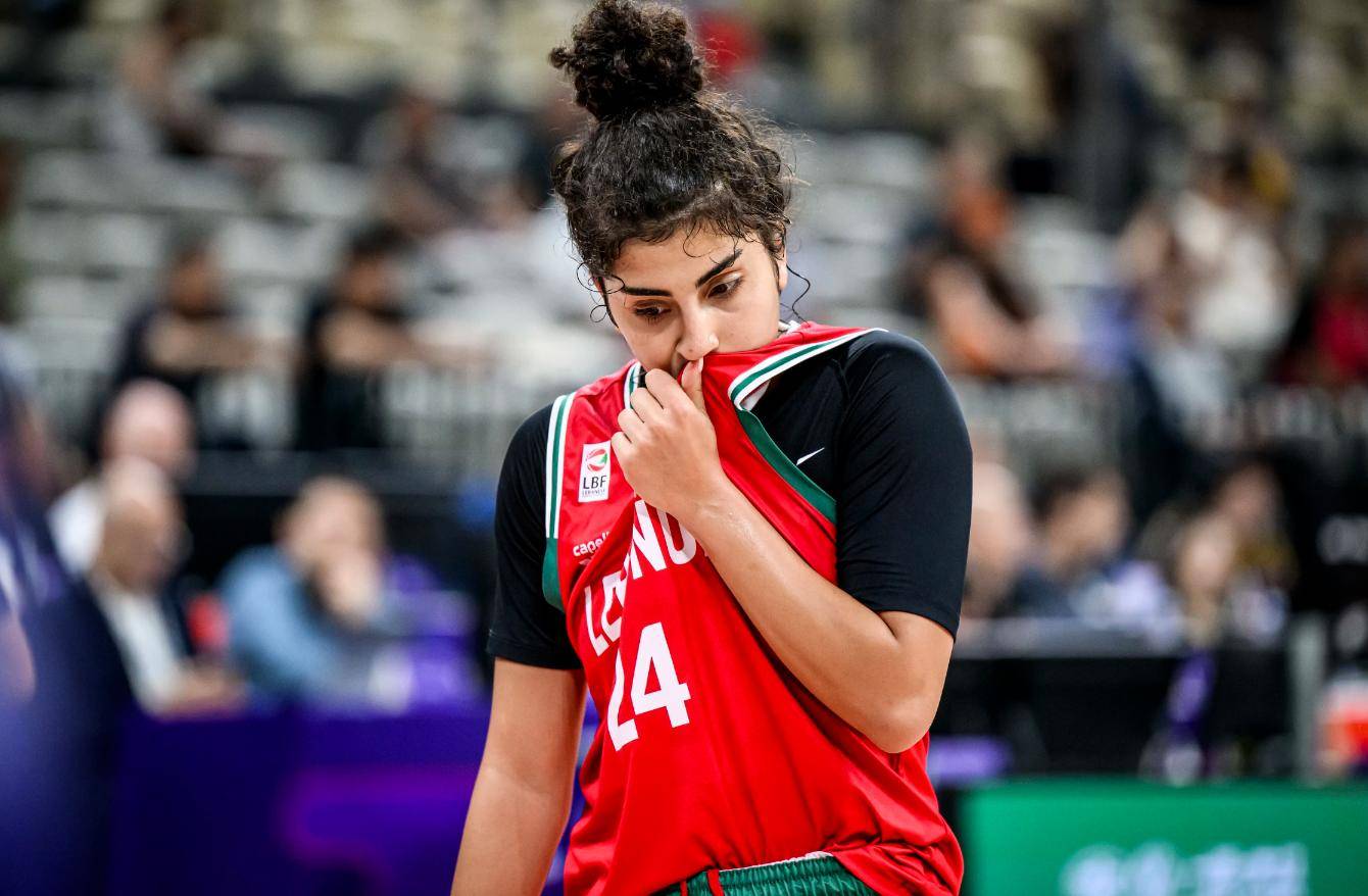 九游体育-加拿大女篮惊险晋级半决赛,实力强劲