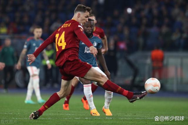 客场作战遭遇困难,球队反思战术 客场作战遭遇困难,球队反思战术