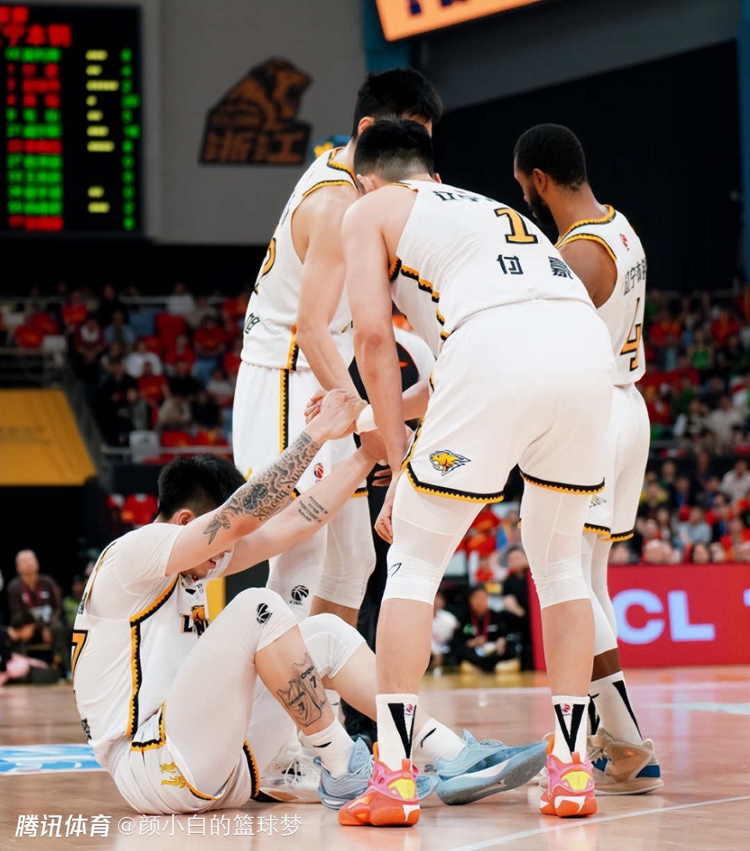 九游娱乐首页-步行者逆转北京队,张镇麟带队取胜