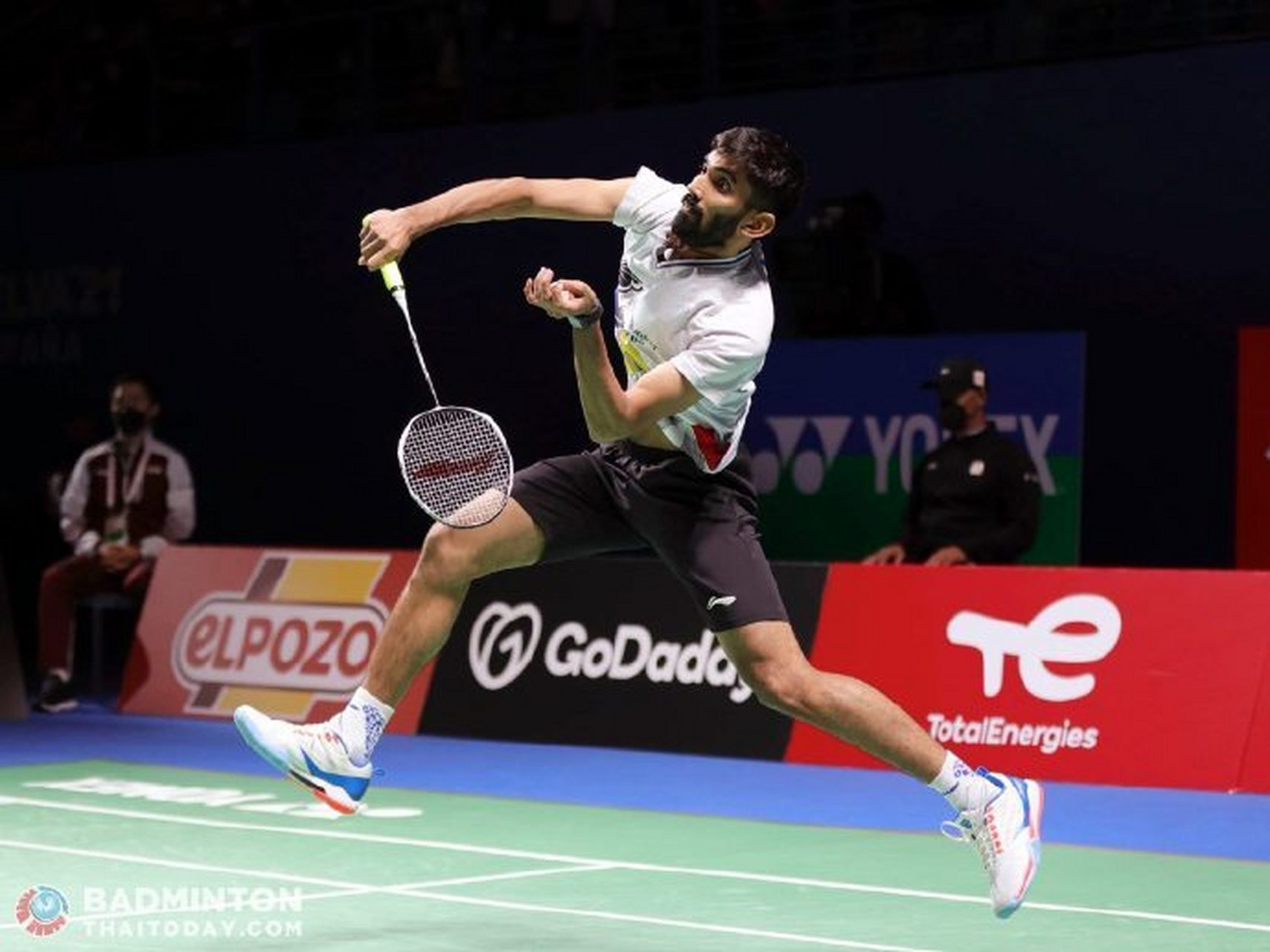 韩国队完胜印度队，李梓嘉刷新纪录