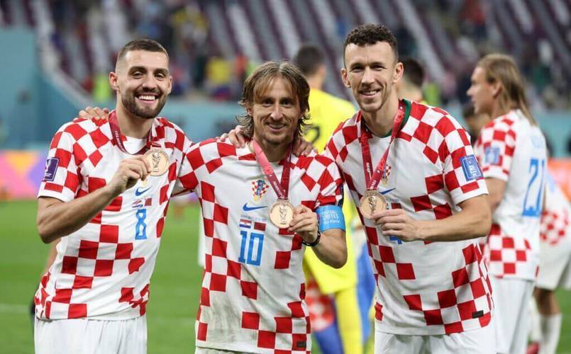 九游体育直播-克罗地亚完胜哥伦比亚,本泽马统治全场的简单介绍