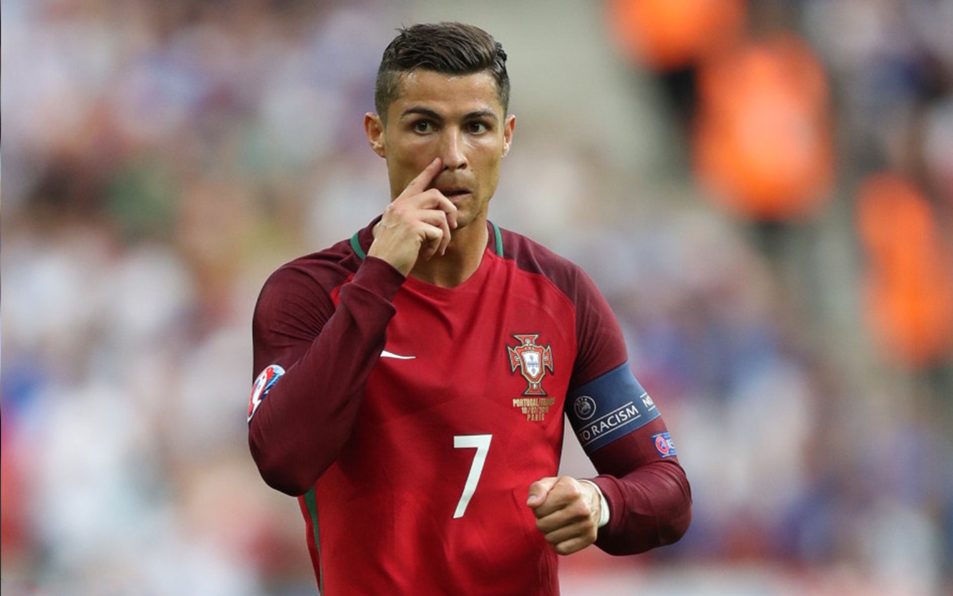 双子星之夜,澳洲遗憾谢幕,穆勒数据狂飙揭示足球的AB面