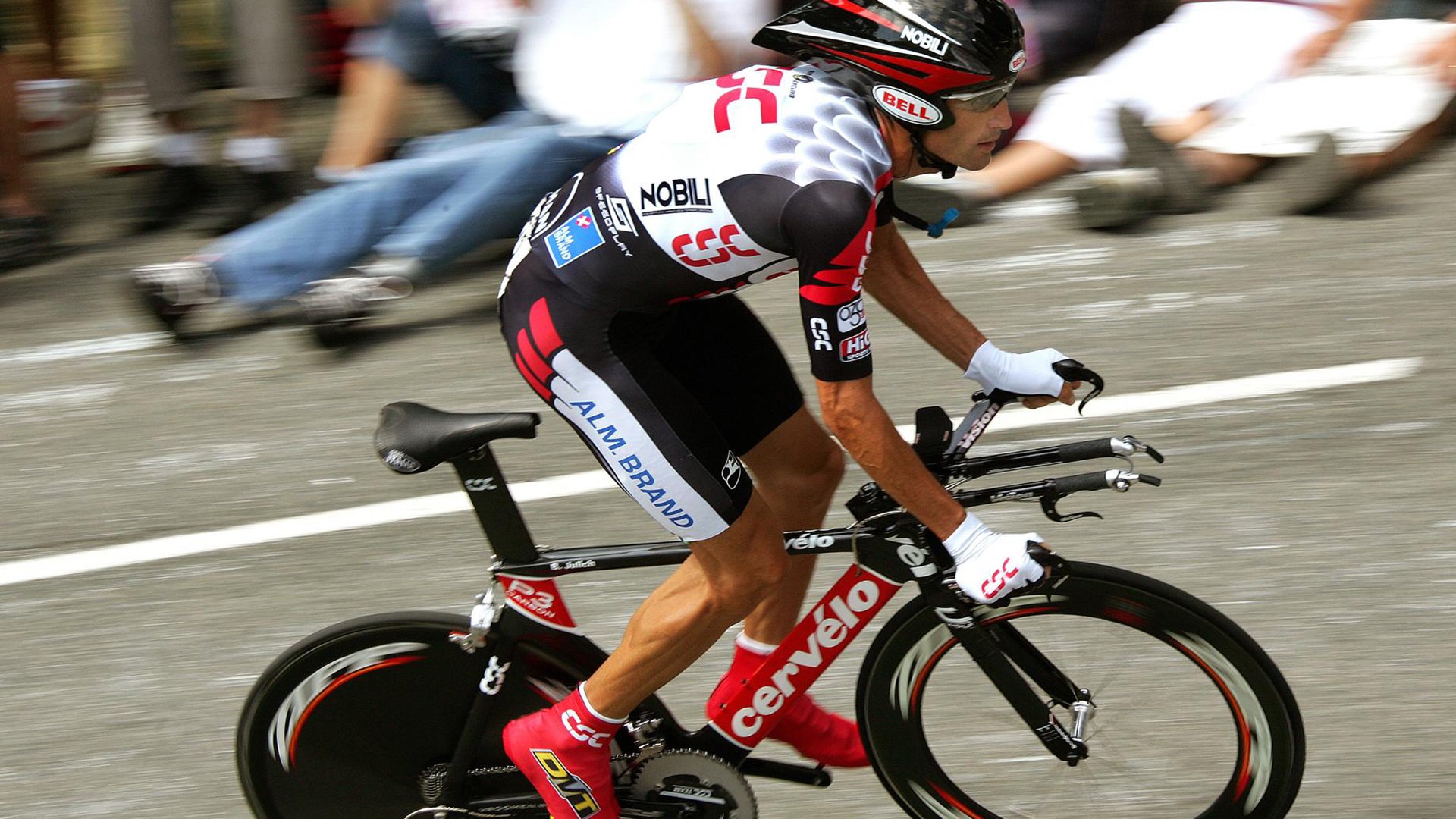 九游中国-沉寂42分钟后，他出鞘的剑光刺痛了整座圣城