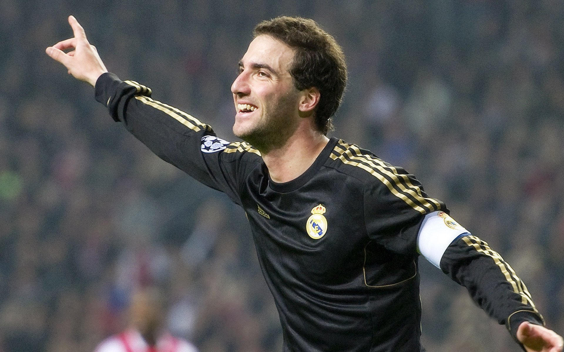 九游VIP-北欧冷锋突袭都灵城！冰岛关键战突围尤文，孔德单骑救主成关键先生