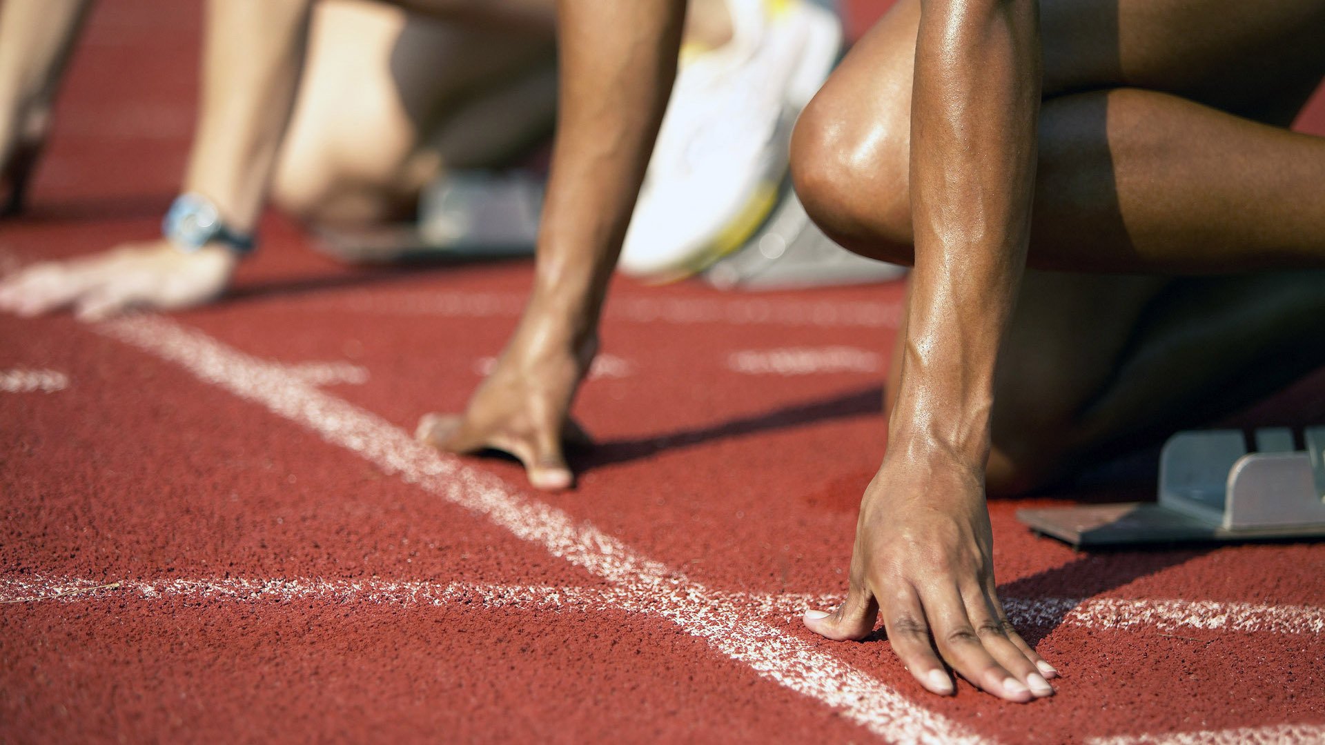 足球与火焰，当绝杀点燃人类不屈的时刻